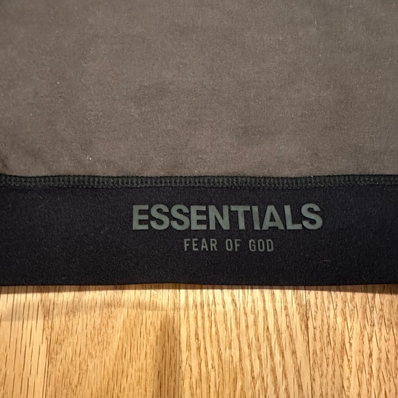 ESSENTIALS Fear of God tank - Picture 6 of 6